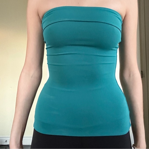 Contour Hip Tube Top - Picture 3 of 5